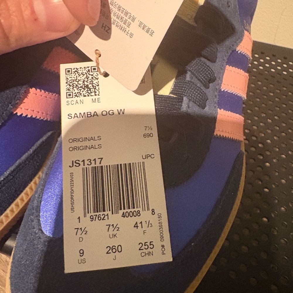 adidas Royal Blue Sneakers with Pink Stripes with gum bottom- samba OG - Picture 5 of 5